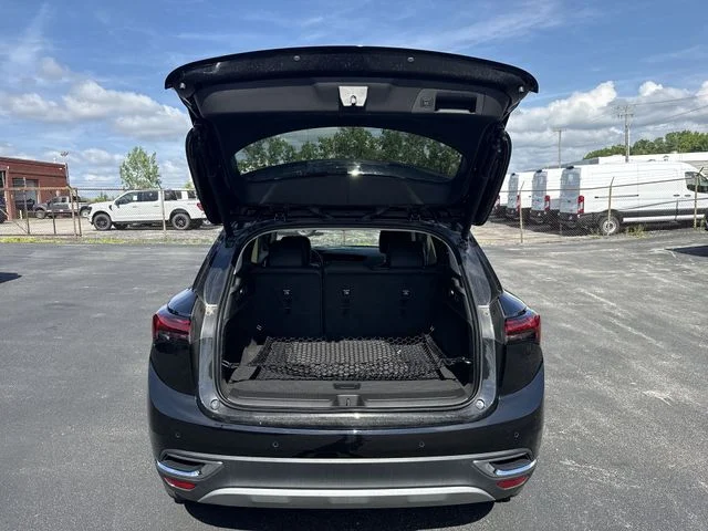 Used 2023 Black Buick Essence image 22