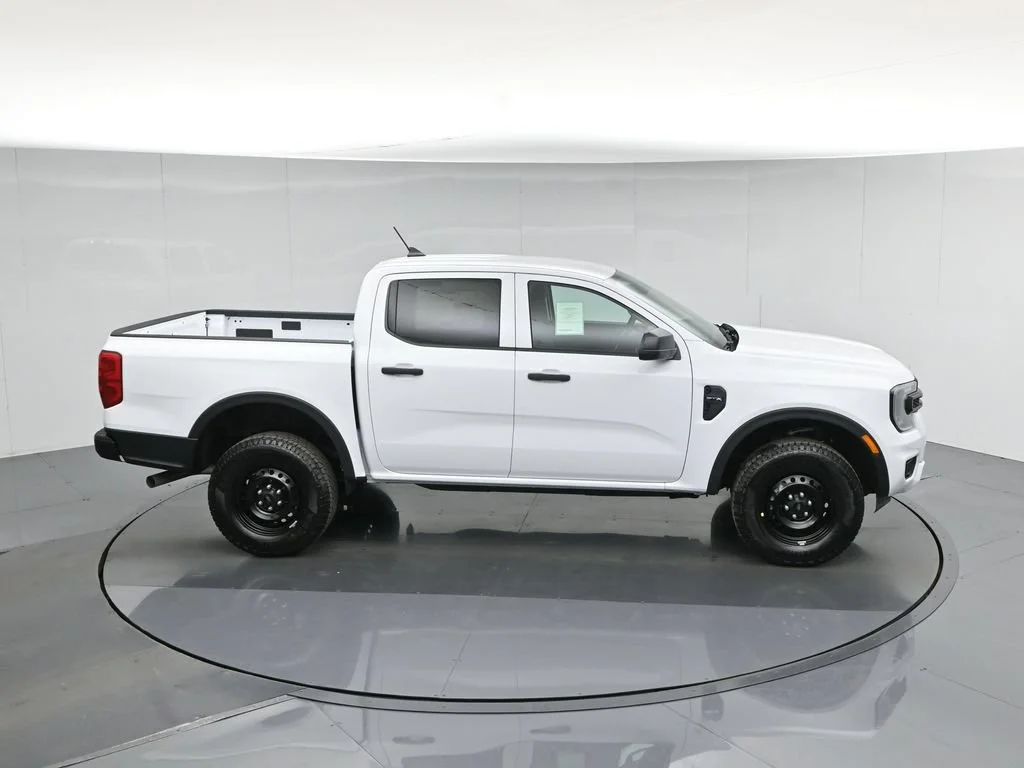 New 2026 Oxford White Ford XL image 48