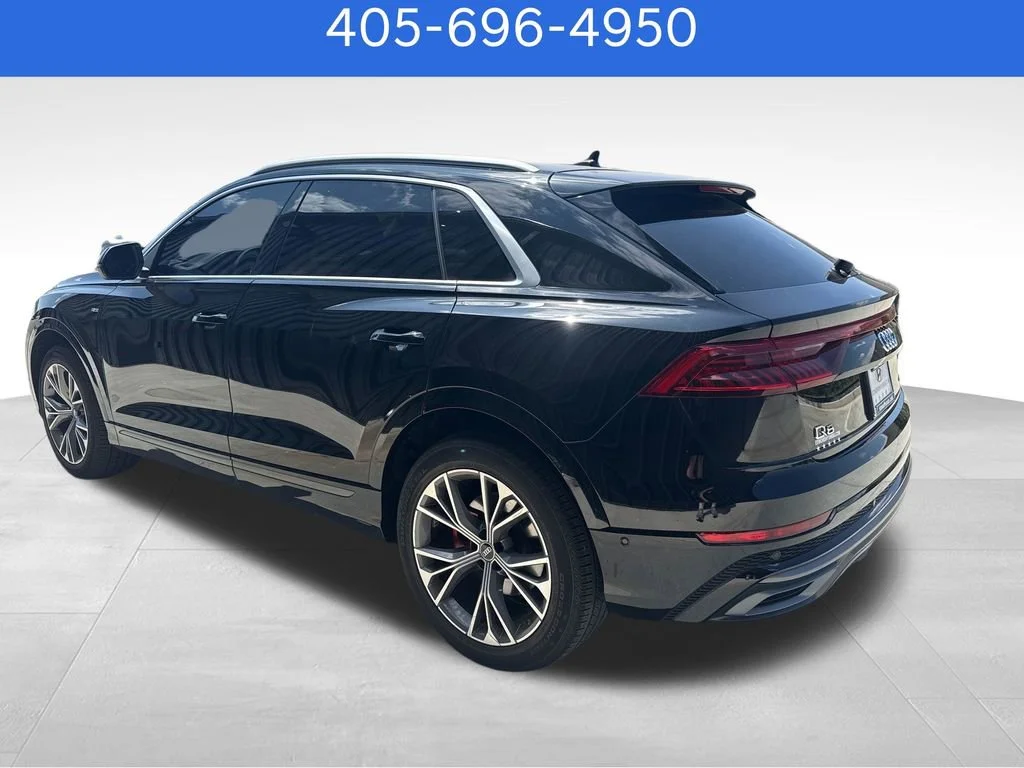 Pre-Owned 2022 Audi Q8 Prestige