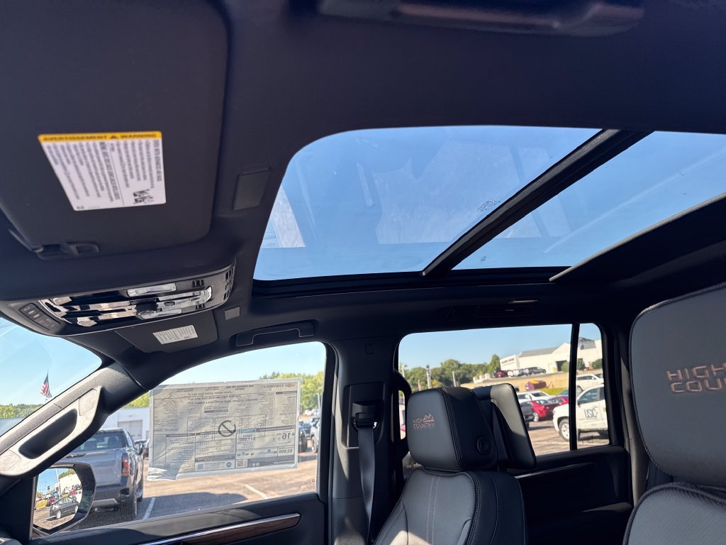 2026 Chevrolet Suburban High Country - Photo 20