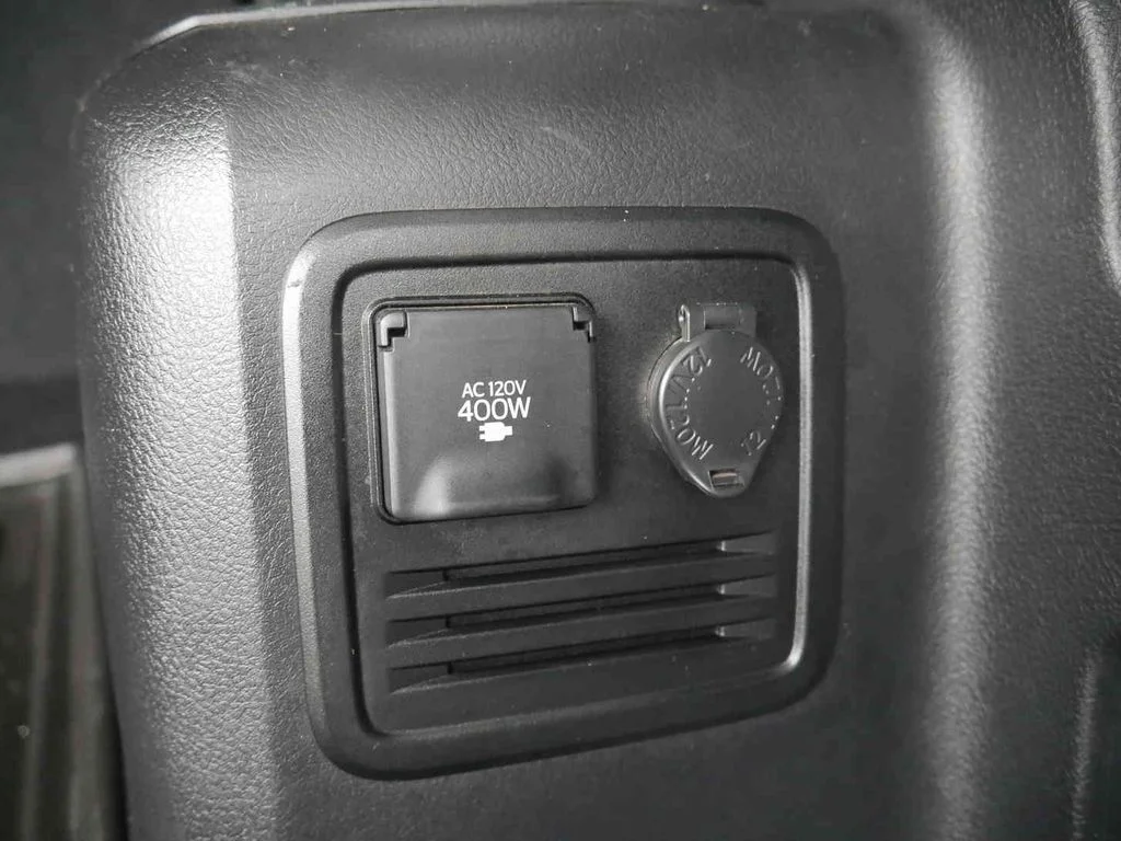 Used 2020 Red Toyota SR5 image 11