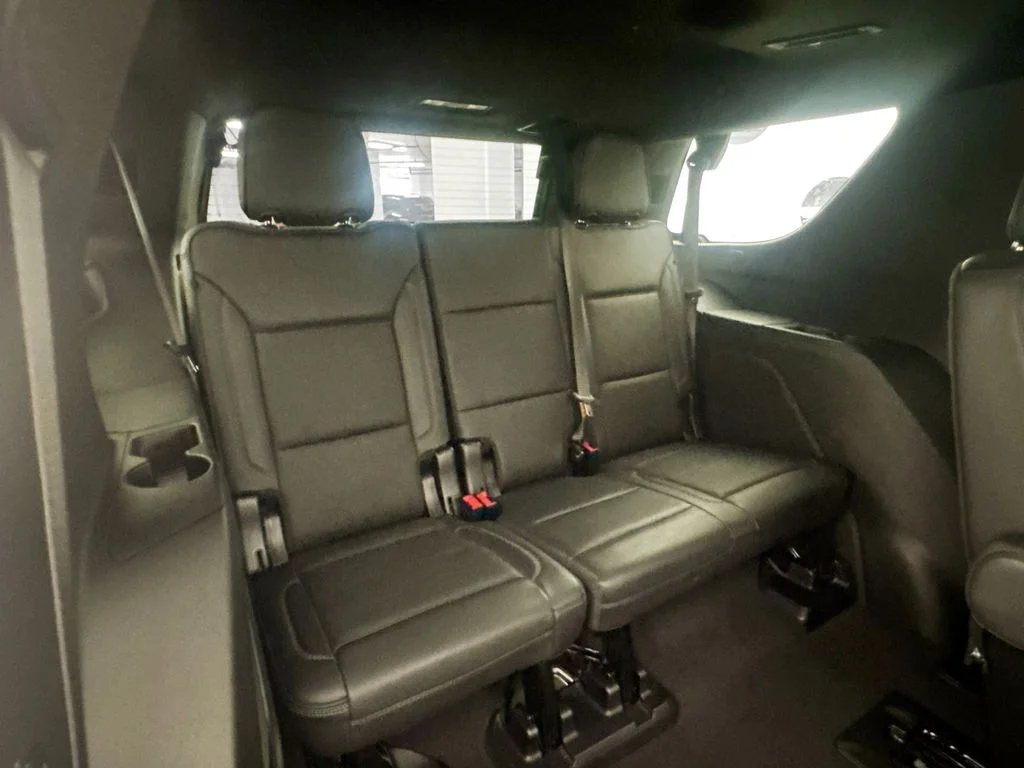 Used 2023 White GMC Denali image 27