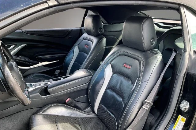 Used 2018 Black Chevrolet SS image 18