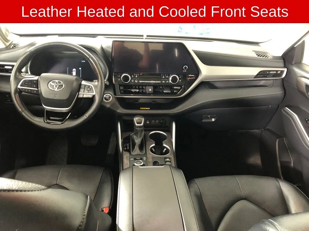 Used 2024 Beige Toyota Platinum image 6