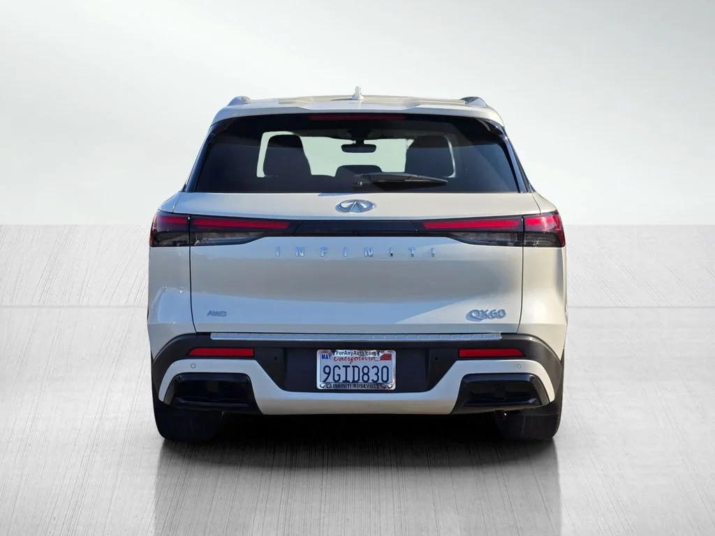 Used 2023 Majestic INFINITI LUXE image 5