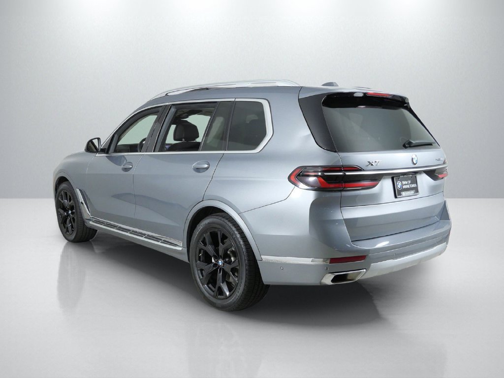 Certified Used 2025 Skyscraper Grey Metallic BMW xDrive40i image 17