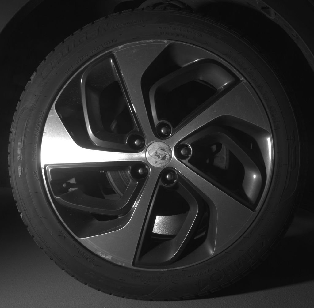 Used 2018 Red Hyundai Limited image 9