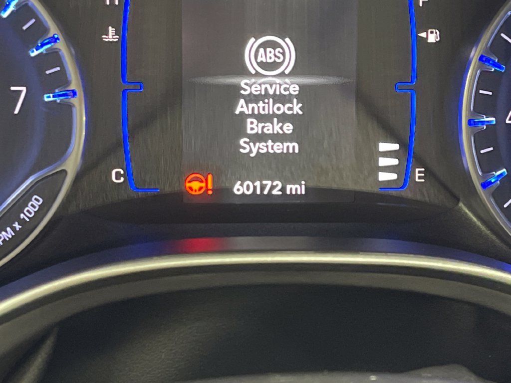 Used 2020 Blue Chrysler Touring image 21