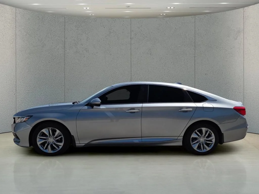 Used 2020 Silver Honda LX image 9