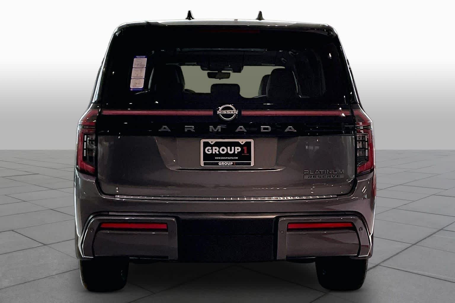 New 2026 Gun Metallic / Super Black Two-tone Nissan Platinum Reserve image 4