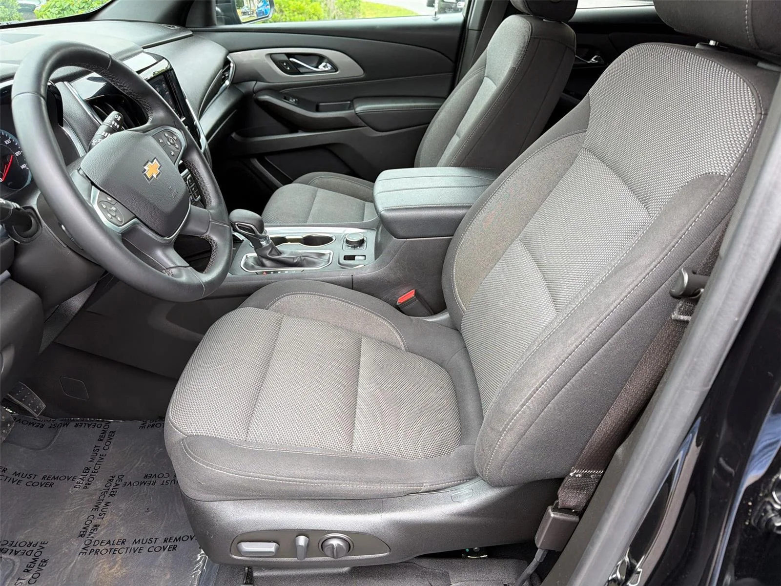 Used 2023 Mosaic Black Metallic Chevrolet LT Cloth image 8