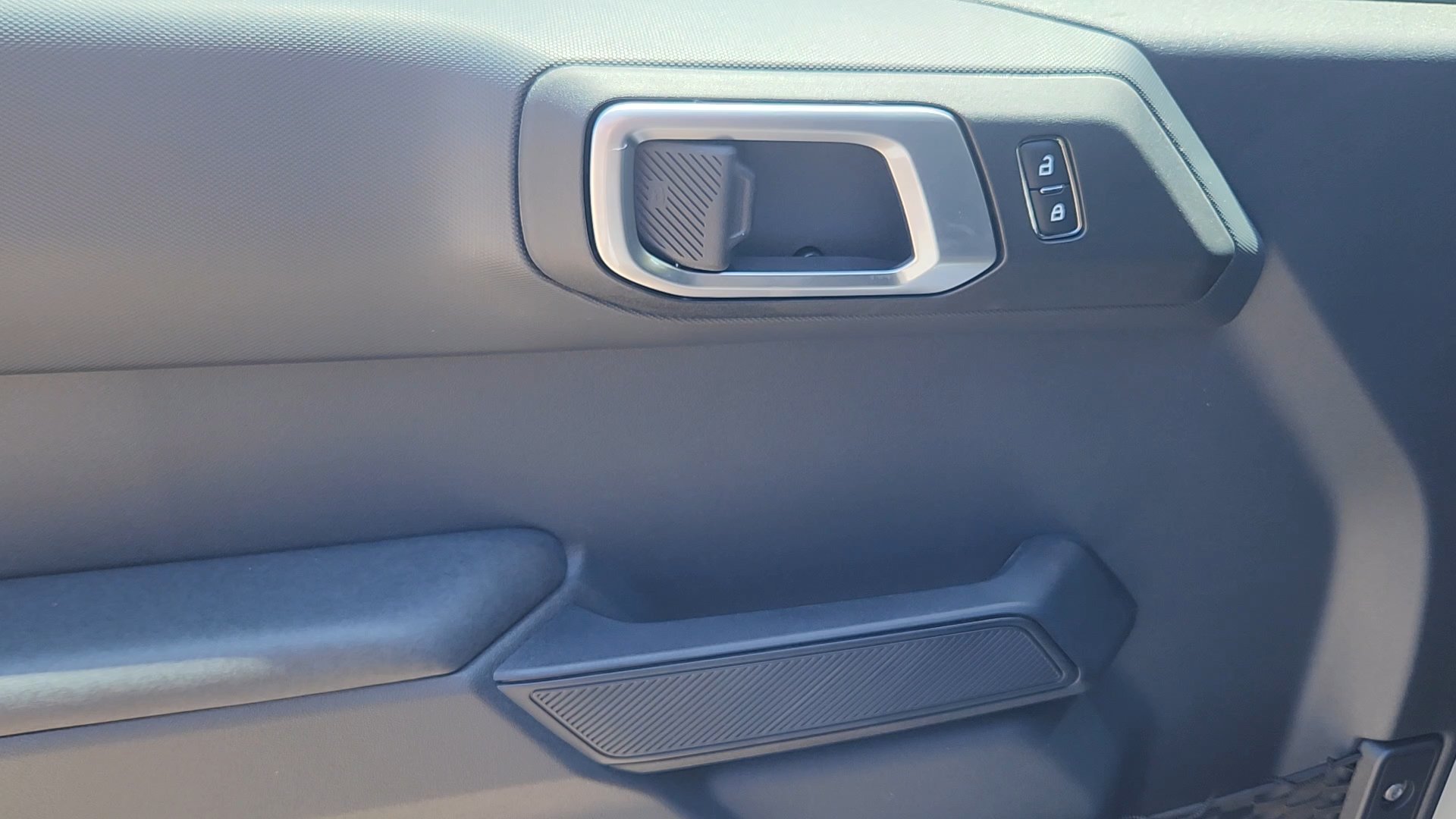 New 2026 Avalanche Gray Ford Big Bend image 28