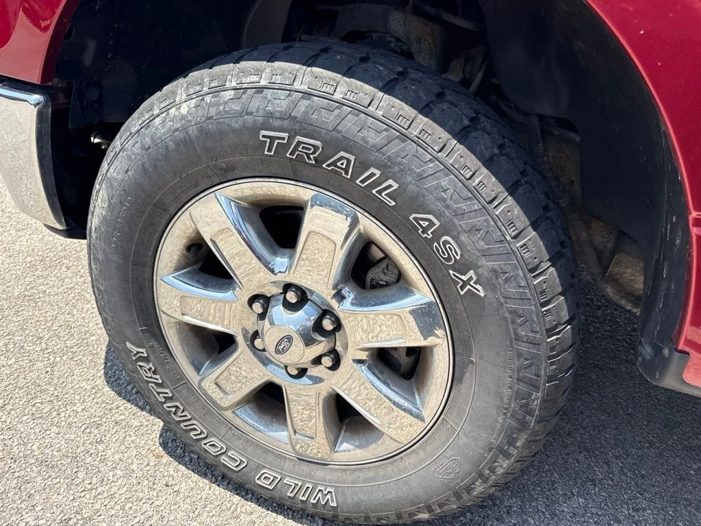 Used 2013 Ruby Red Metallic Ford XLT image 16