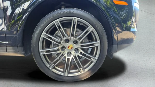 Used 2018 Black Porsche Base image 43