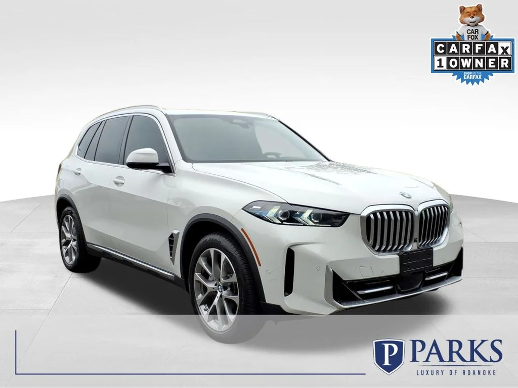 Used 2025 White BMW xDrive40i image 1