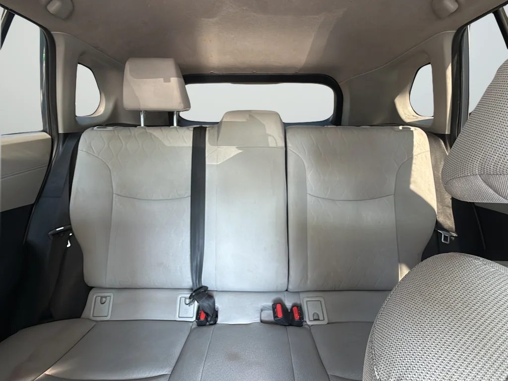 Used 2023 Gray Toyota L image 28