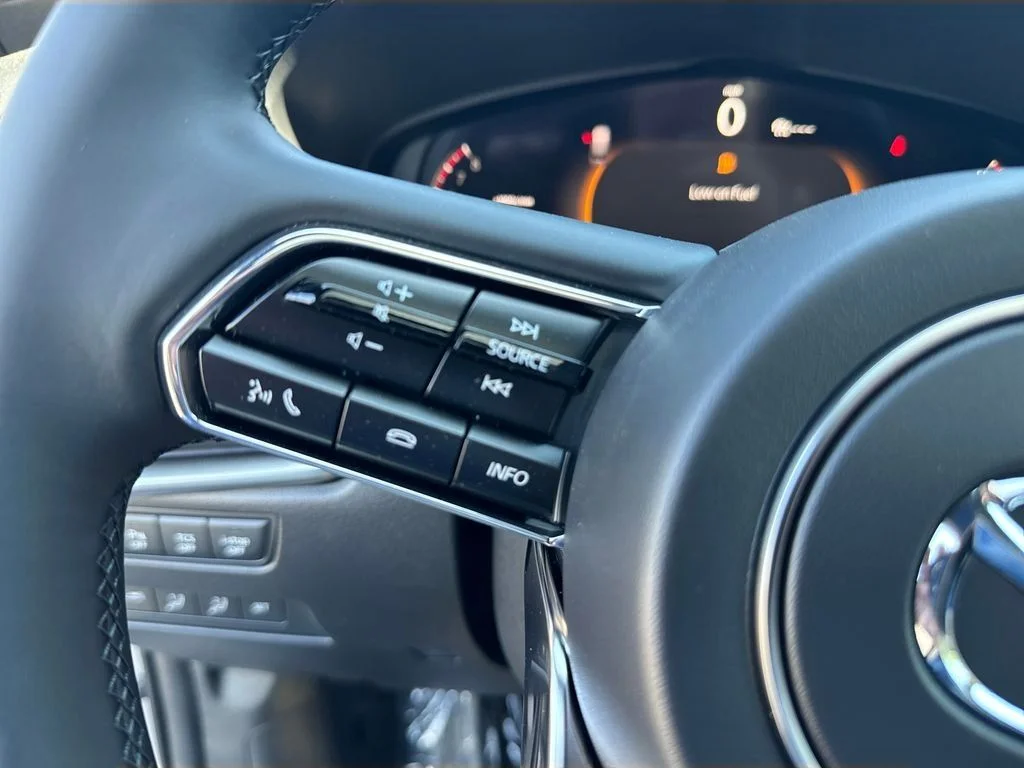 New 2026 Platinum Mazda 3.3 Turbo Premium Plus image 22