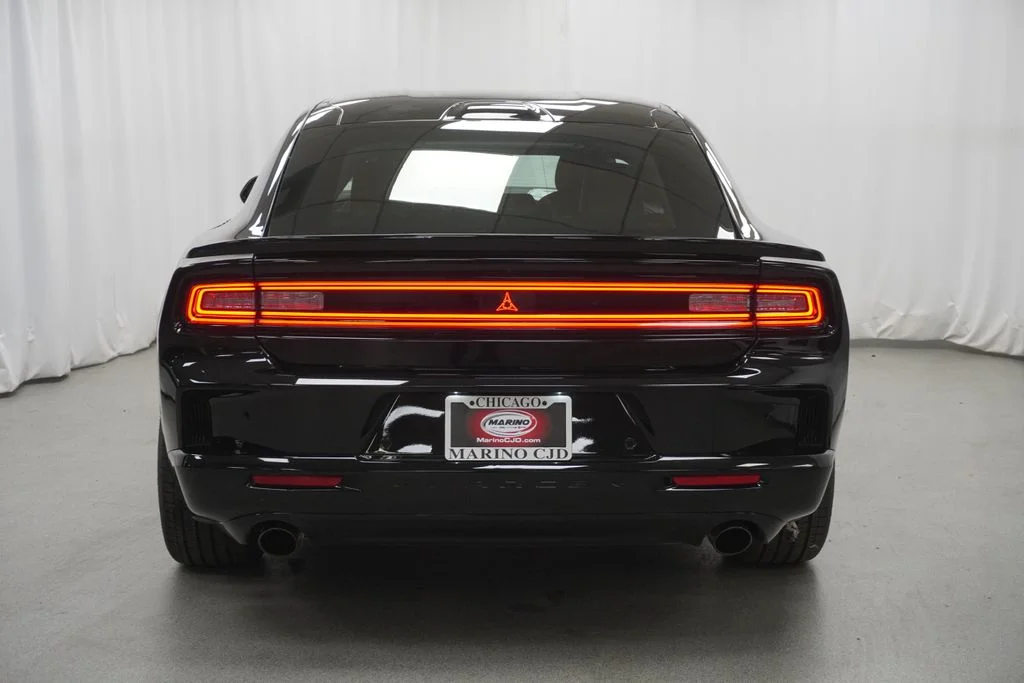 New 2026 Diamond Black Crystal Pearlcoat Dodge Scat Pack image 10