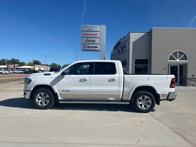 2022 RAM 1500 Laramie 4x4 Crew Cab 5'7's photo