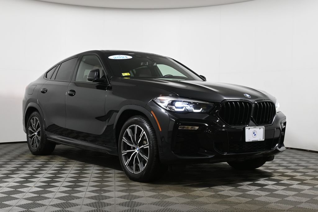 Used 2021 Black Sapphire Metallic BMW xDrive40i image 9
