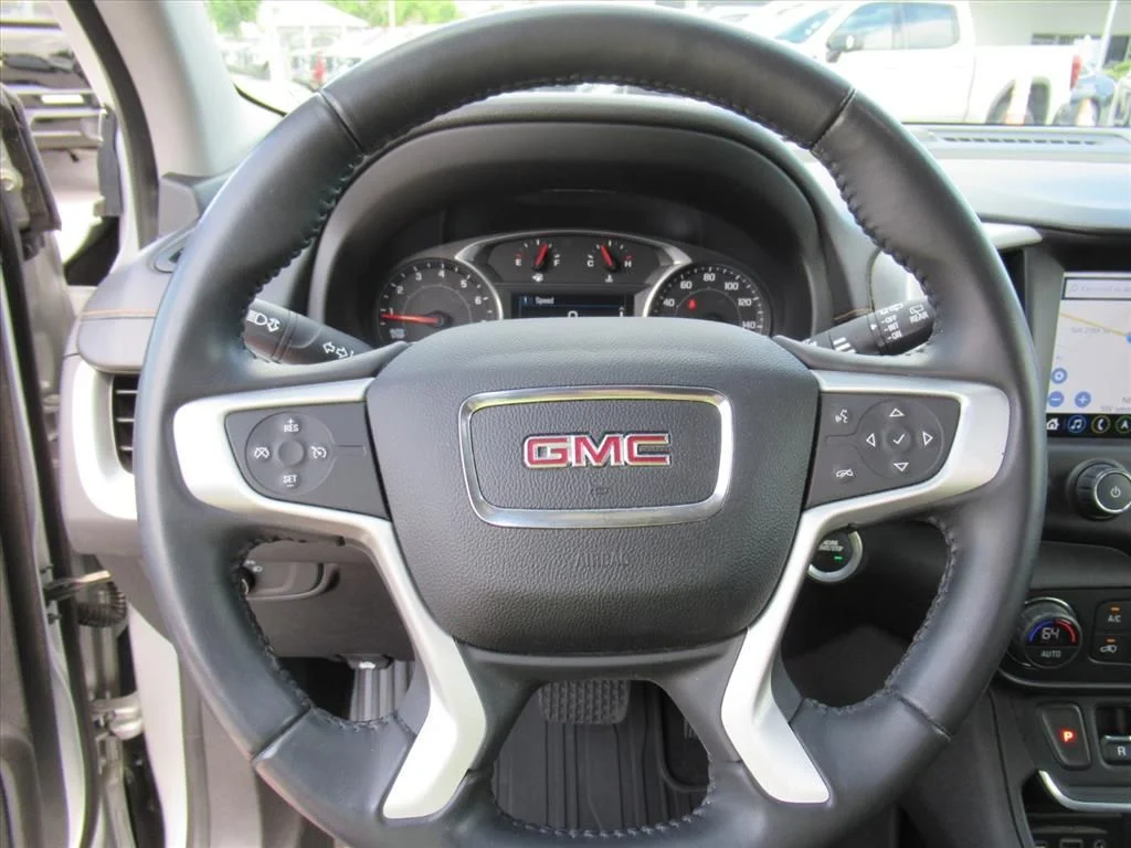 Used 2018 Silver GMC SLE image 20