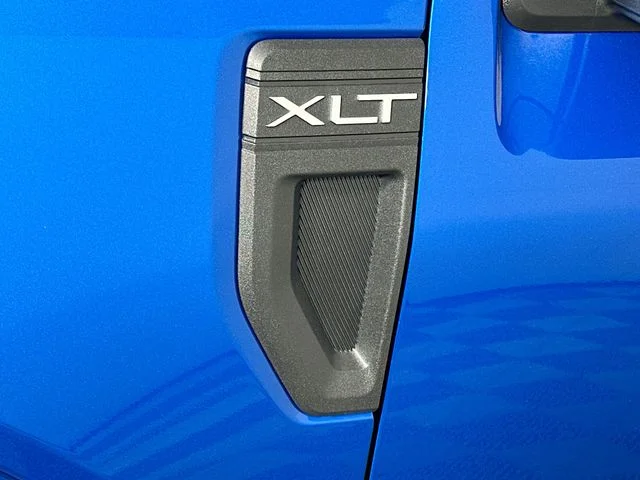 New 2026 Blue Ford XLT image 23