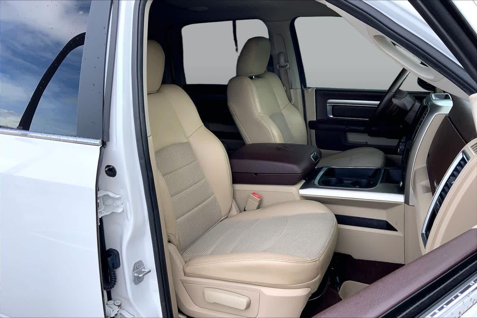 Used 2018 Bright White Clearcoat Ram Lone Star Silver image 8