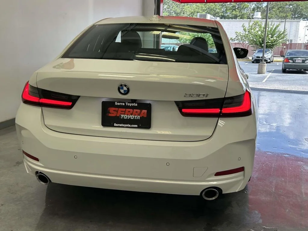 Used 2026 White BMW 330i image 4