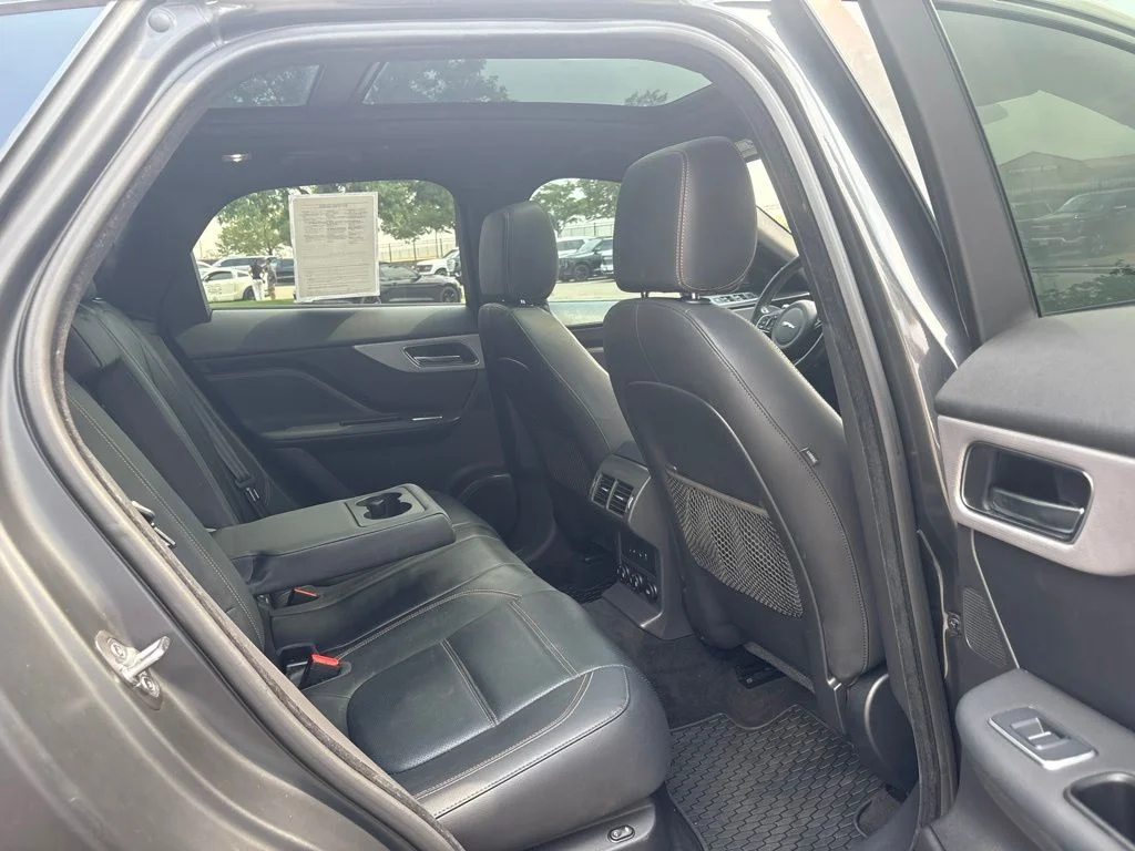 Used 2017  Jaguar 35t Prestige image 26