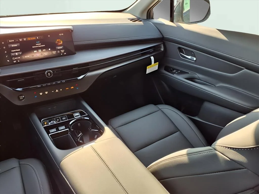 2025 Nissan Murano SV - Photo 13