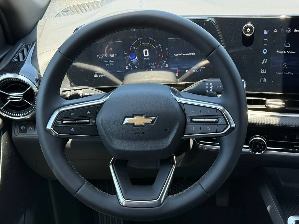 2027 Chevrolet Equinox LT - Photo 10