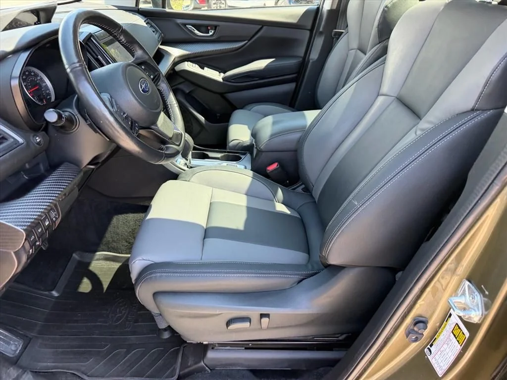 Used 2022 Brown Subaru Onyx Edition image 8