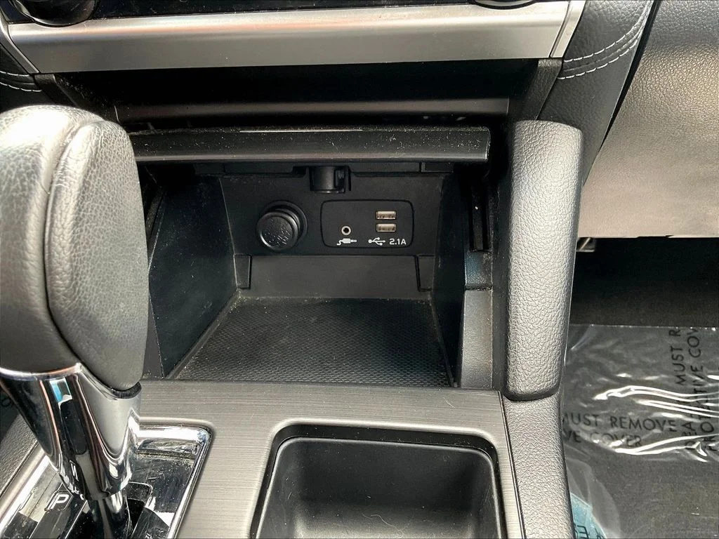 Certified Used 2019 White Subaru 2.5i image 16