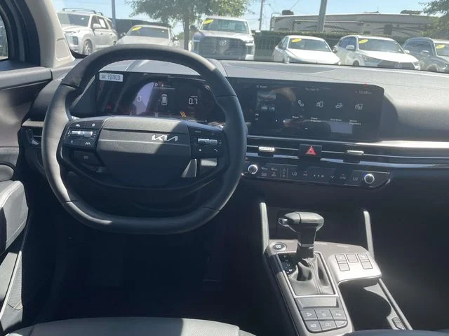 New 2027 Gray Kia EX image 11