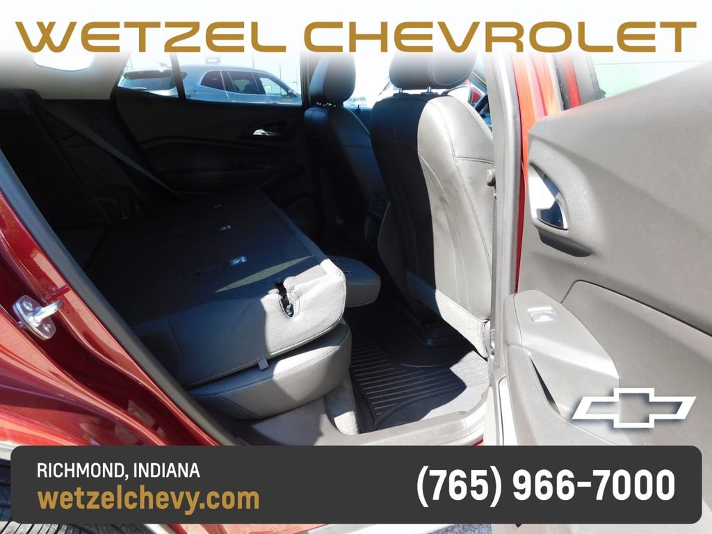 Used 2025 Red Chevrolet LT image 23