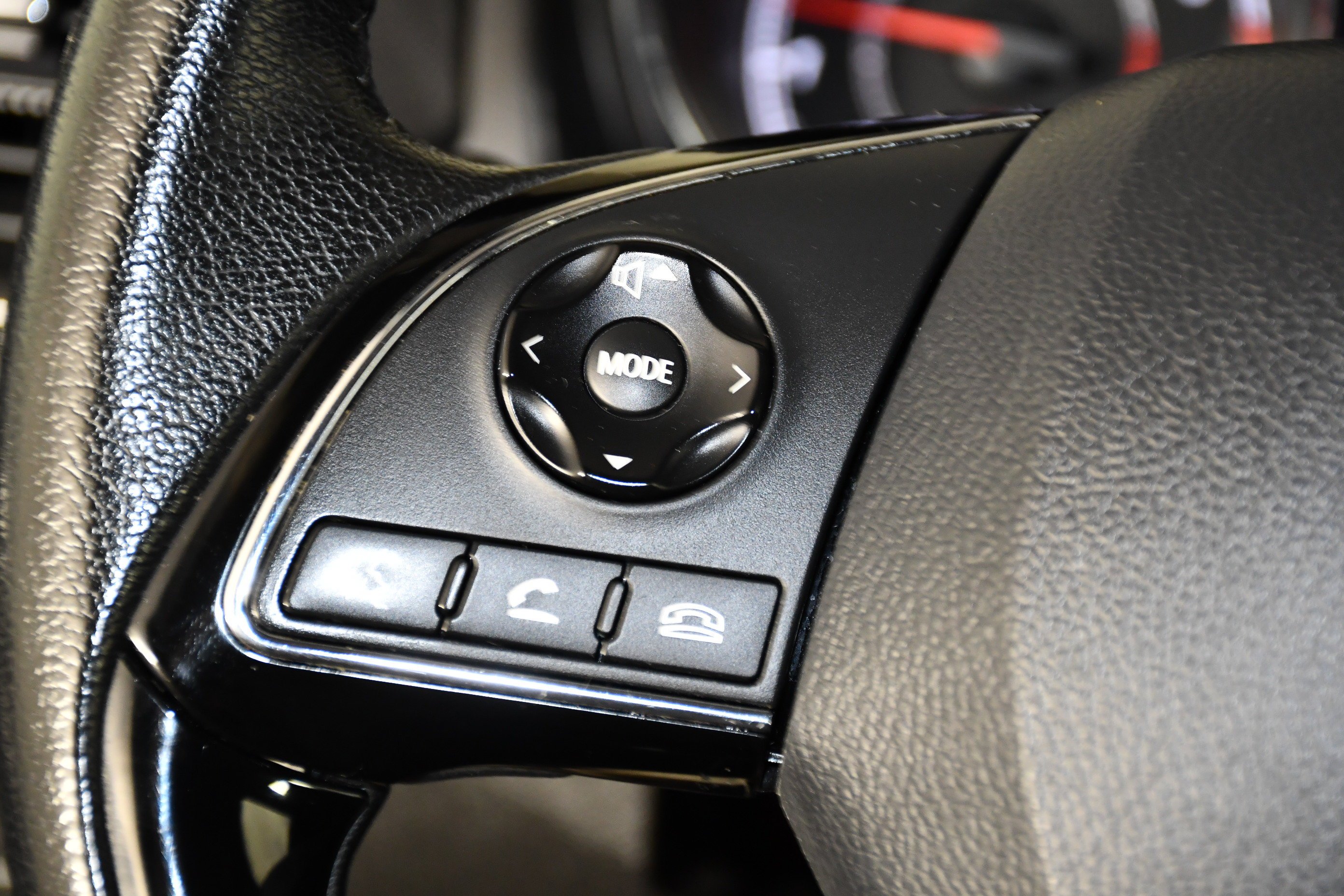 Certified Used 2024 Black Mitsubishi SE image 20