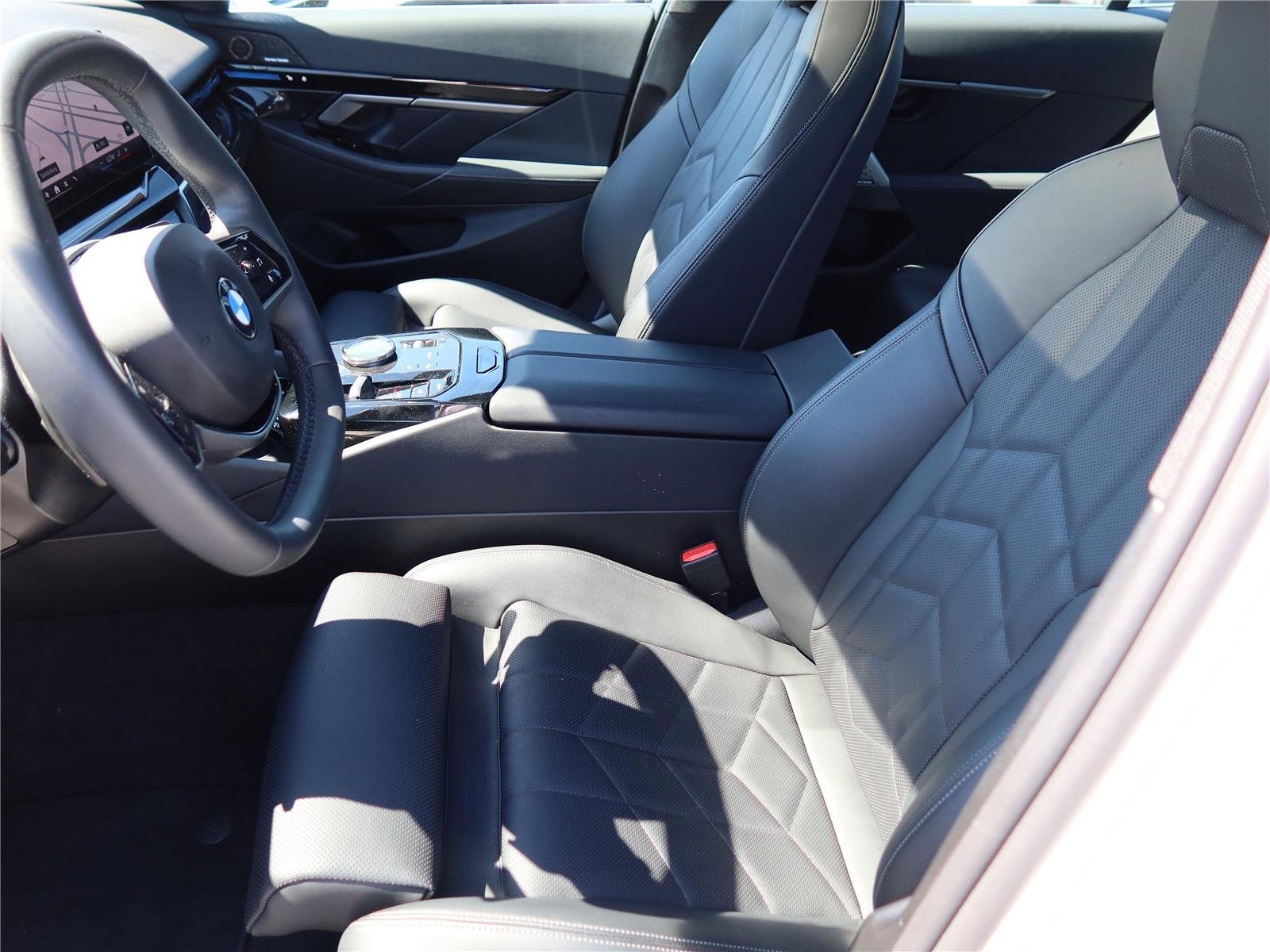 Used 2026 BLACK BMW 530i image 13