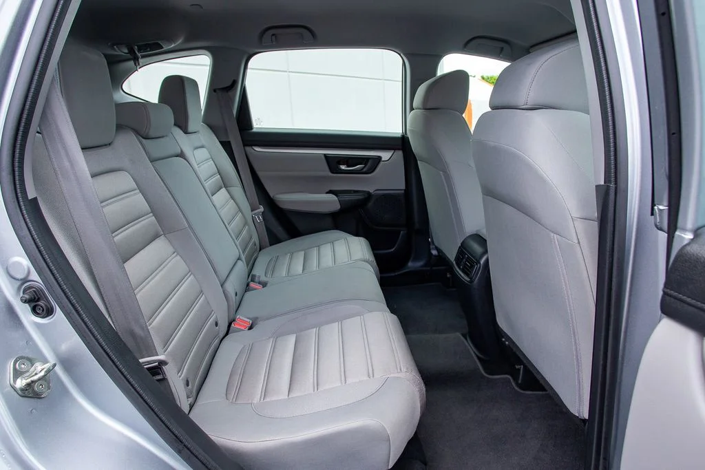 Certified Used 2019 Lunar Silver Metallic Honda LX image 11