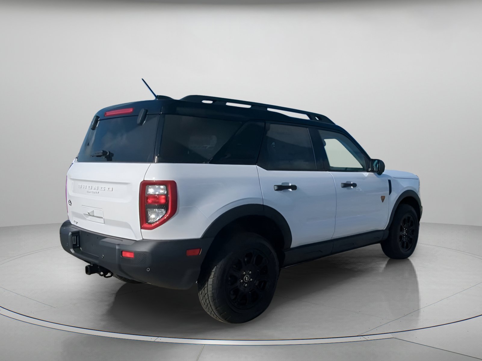 New 2026 Oxford White Ford Badlands® image 25