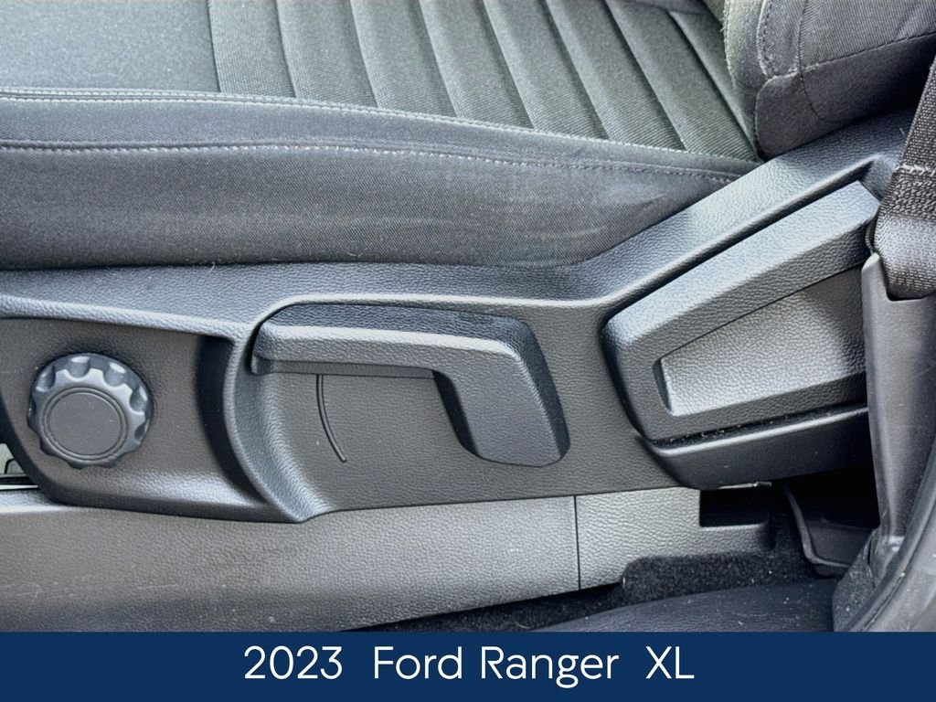 Used 2023 White Ford XL image 18