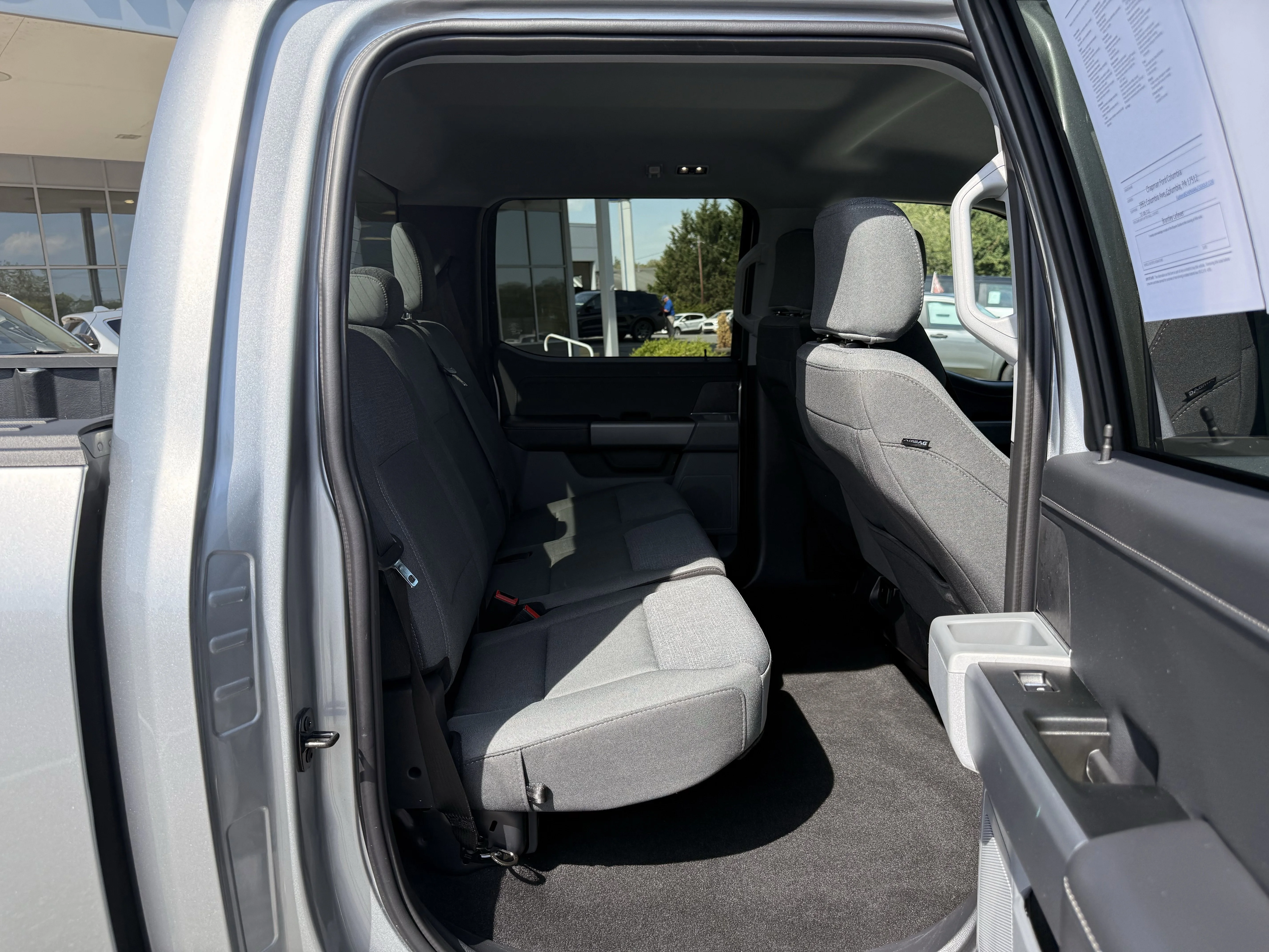 Used 2025 Silver Metallic Ford XLT image 36