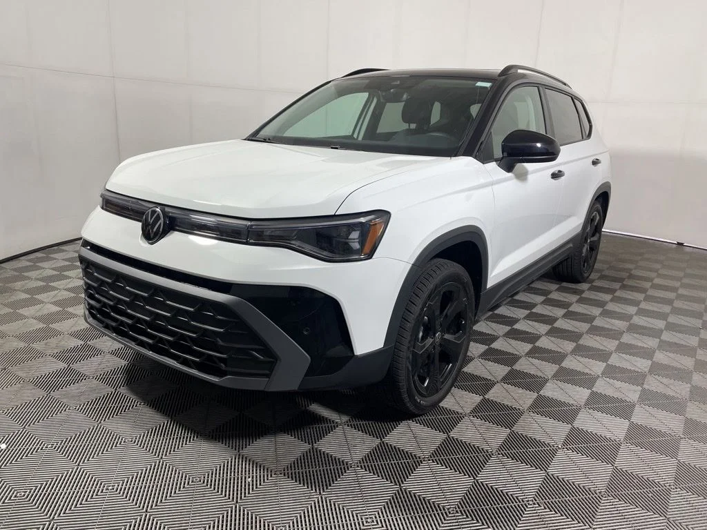 New 2026 White Volkswagen 1.5T SE Black image 4