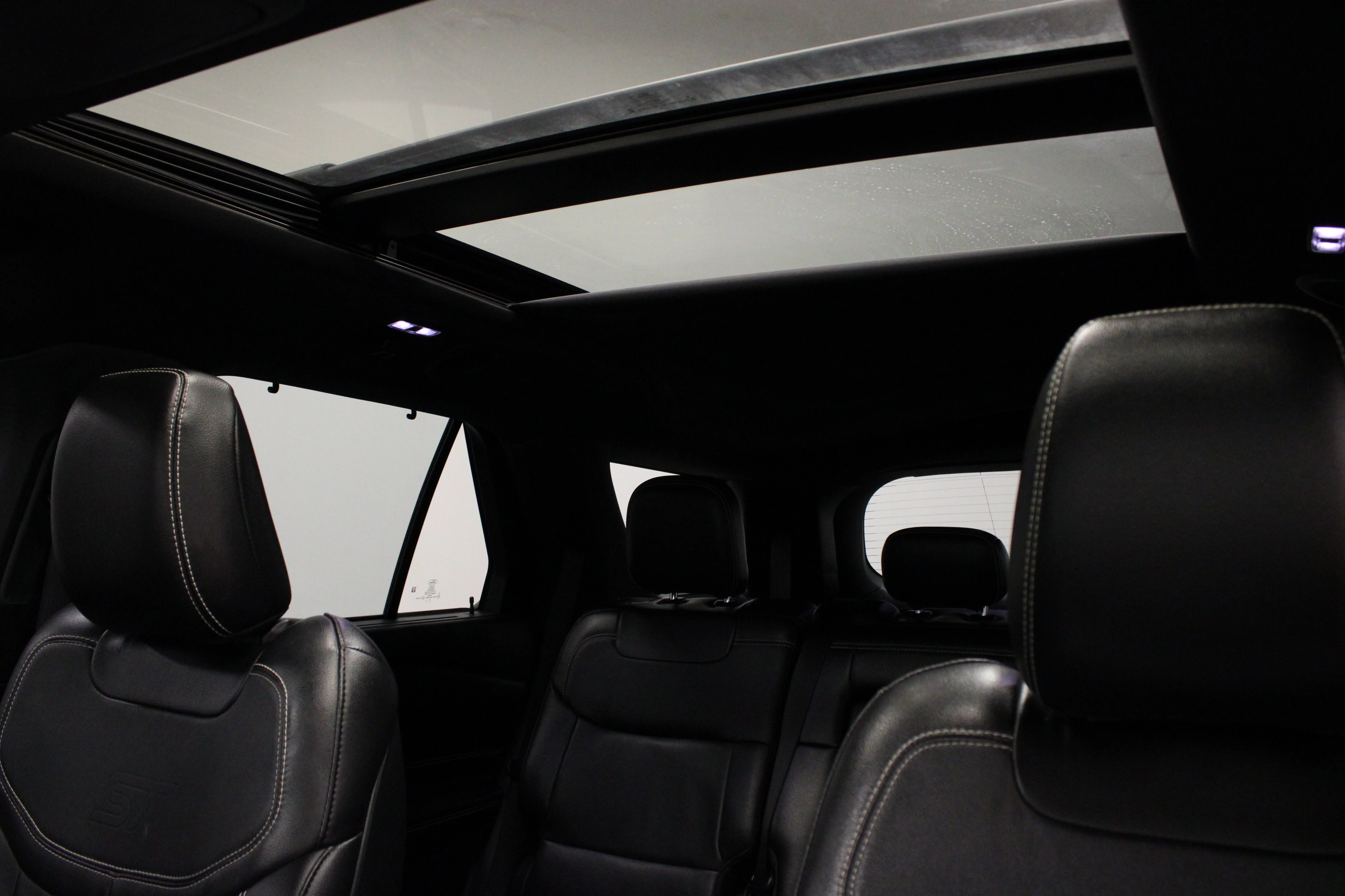 Used 2020 Black Metallic Ford ST image 10