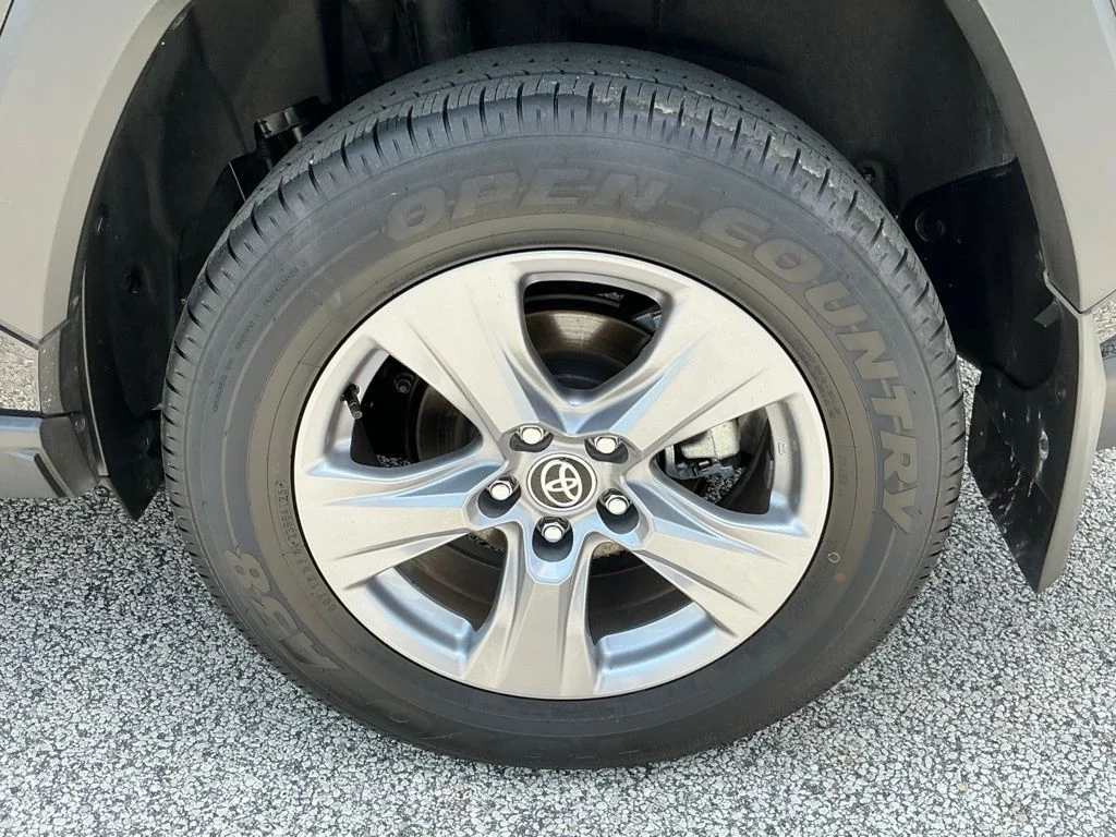 Used 2025 Black Toyota XLE image 24