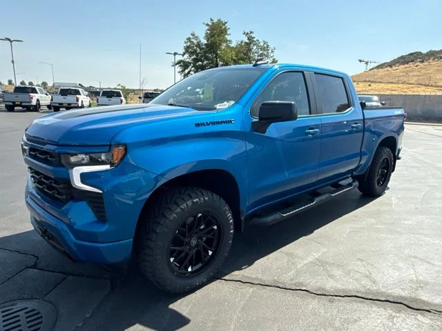 Used 2023 Blue Chevrolet RST image 5