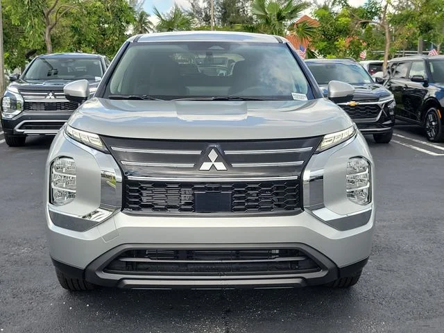 Used 2026 Silver Mitsubishi ES image 2