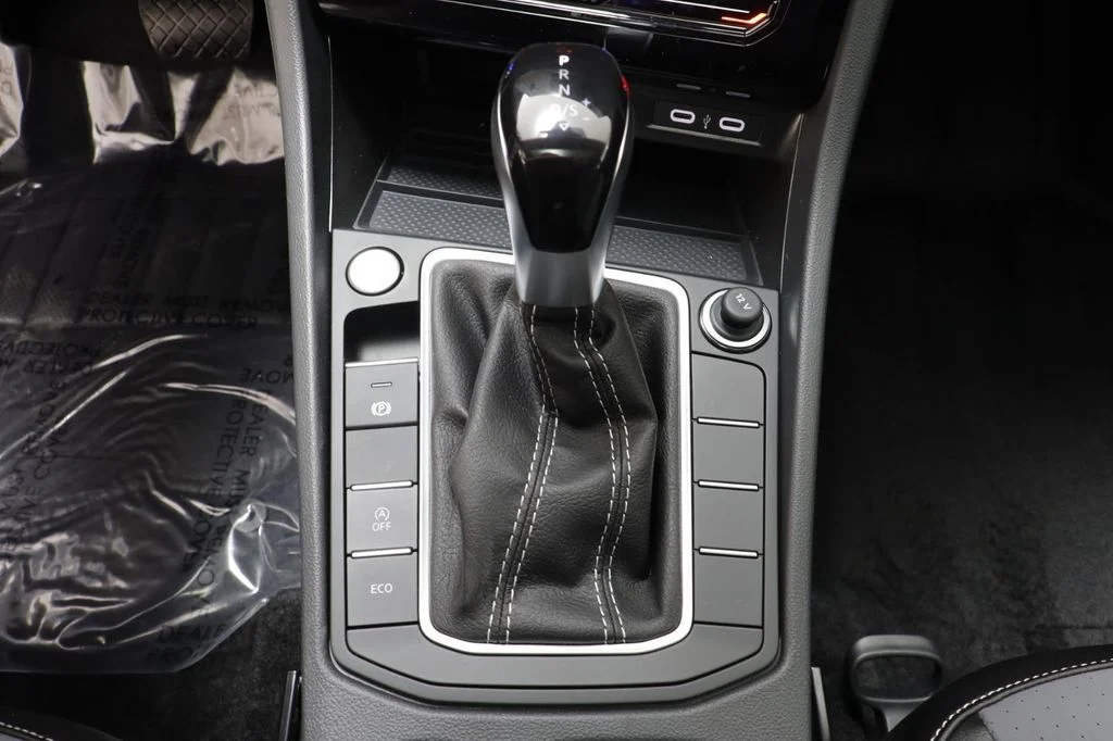 New 2026 Blue Volkswagen 1.5T SE image 13