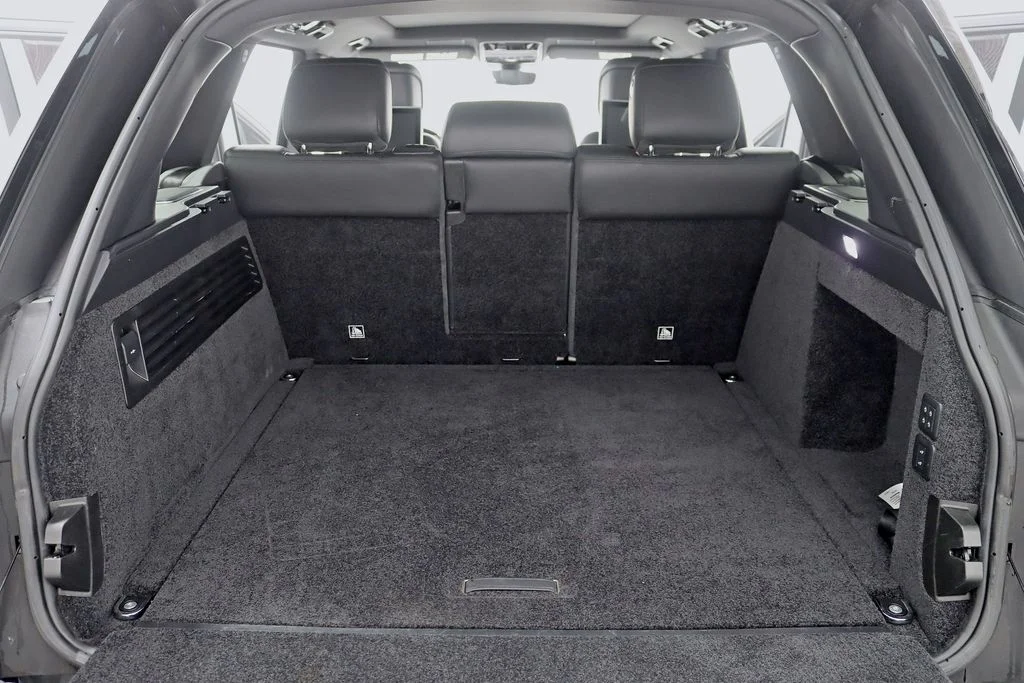 Used 2022  Land Rover Westminster image 36