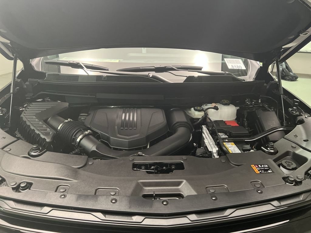 2027 Chevrolet Traverse LT - Photo 26