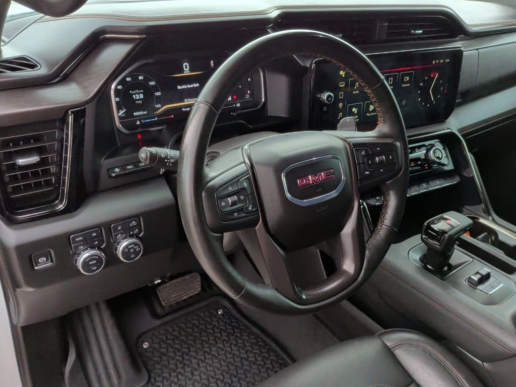 Used 2024 White GMC AT4 image 15